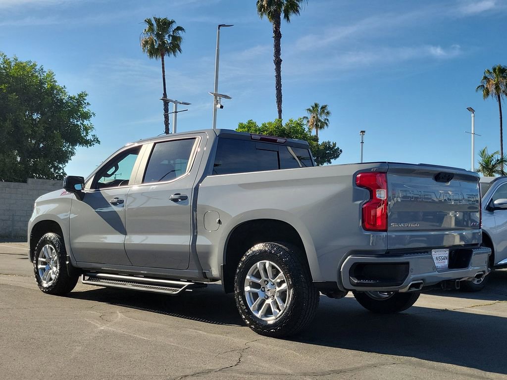 Used 2025 Chevrolet Silverado 1500 RST w/ Convenience Package II image 2