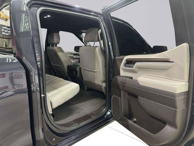 Used 2024 Chevrolet Silverado 1500 LT AWD/4WD image 38
