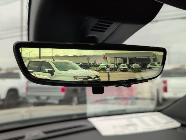 New 2026 Chevrolet Traverse LT w/ Driver Confidence Package image 27