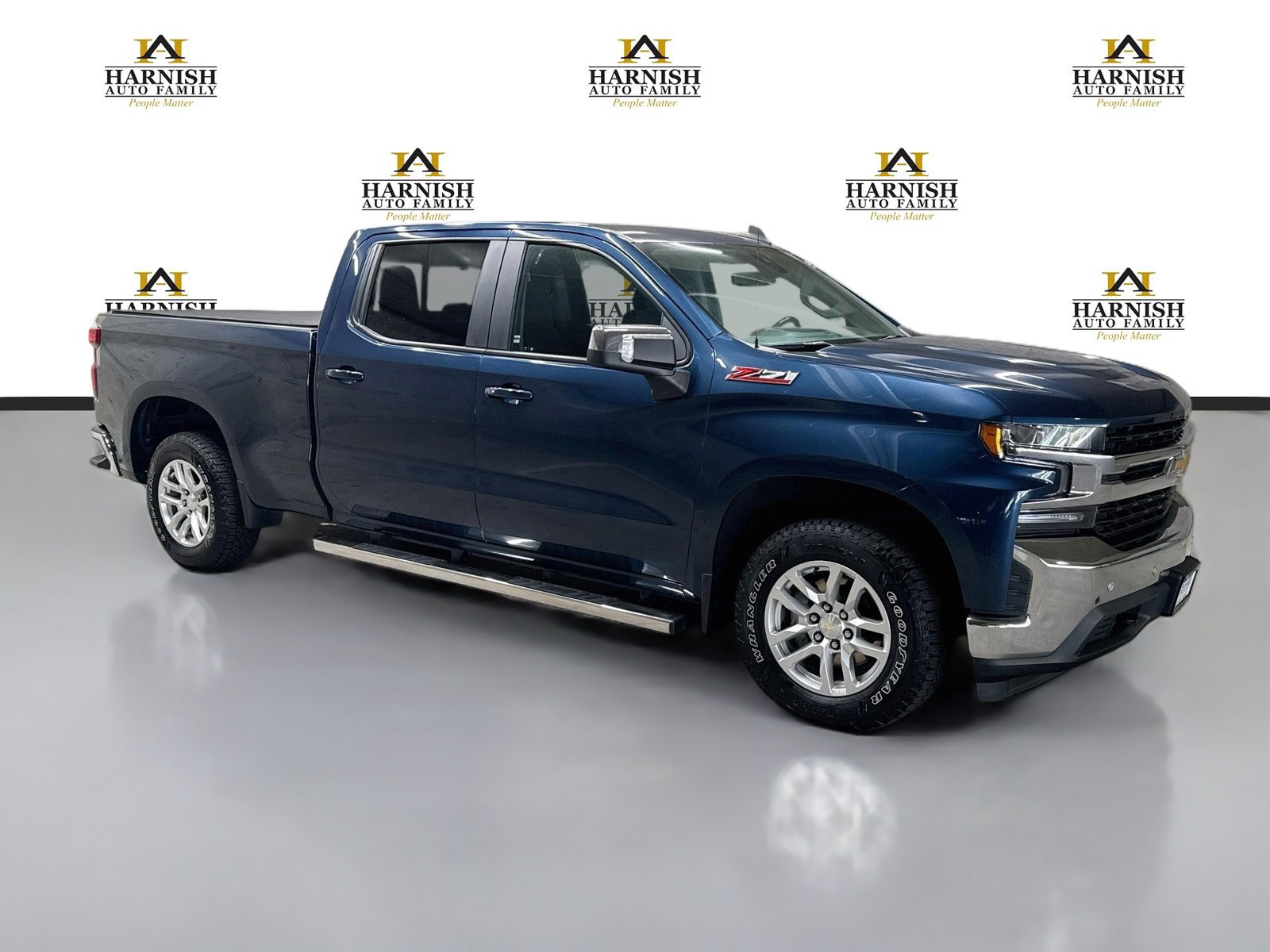 Used 2021 Chevrolet Silverado 1500 LT w/ Z71 Off-Road Package AWD/4WD image 3