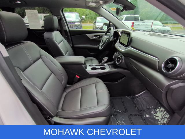 Certified 2025 Chevrolet Blazer LT w/ Sound & Technology Package AWD/4WD image 29