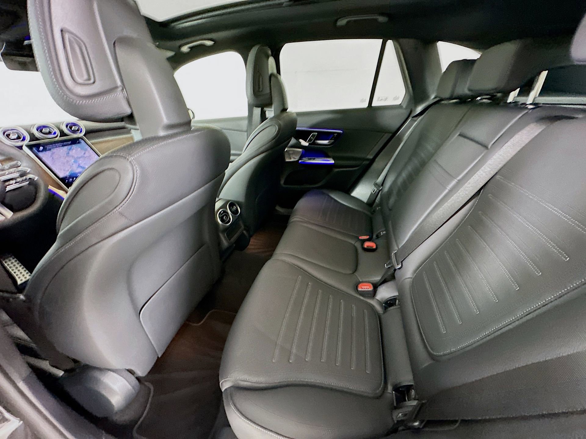 Certified 2025 Mercedes-Benz GLC 300 4MATIC image 27