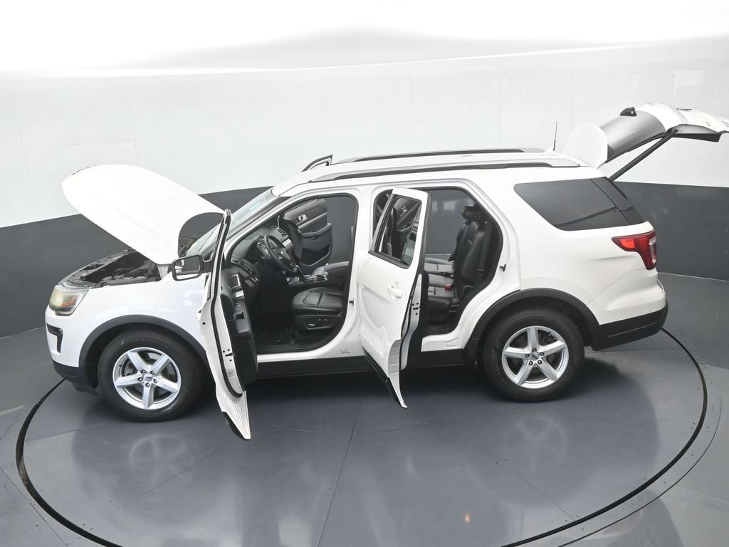 Used 2018 Ford Explorer XLT w/ Equipment Group 202A FWD image 68