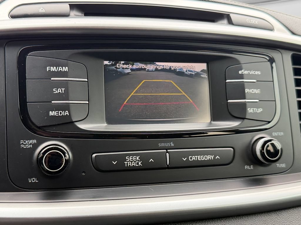 Used 2016 Kia Sorento FWD w/ LX Convenience Package image 15