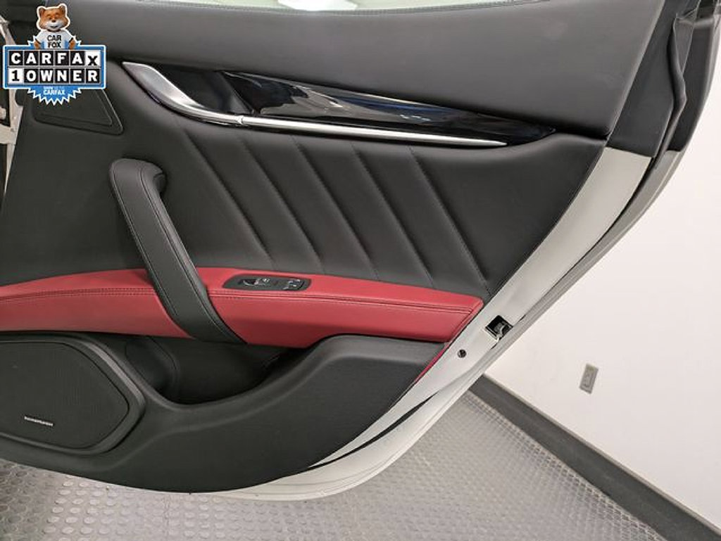 Used 2023 Maserati Ghibli Modena Q4 AWD/4WD image 25