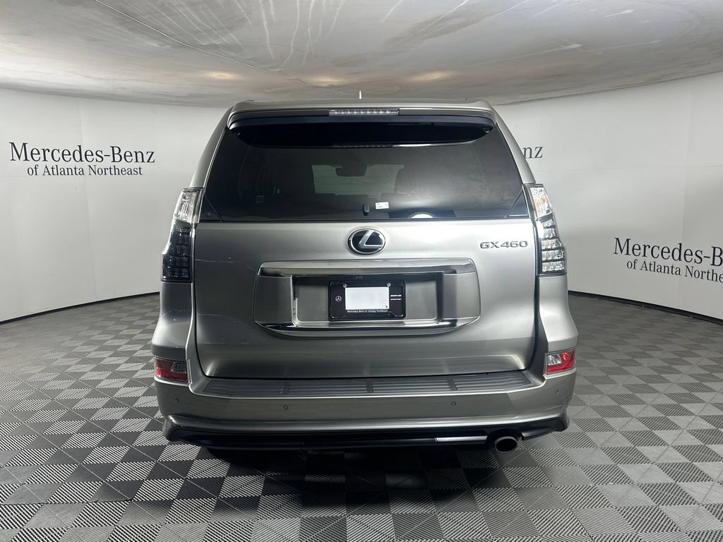 Used 2023 Lexus GX 460 Premium w/ Accessory Package AWD/4WD image 6