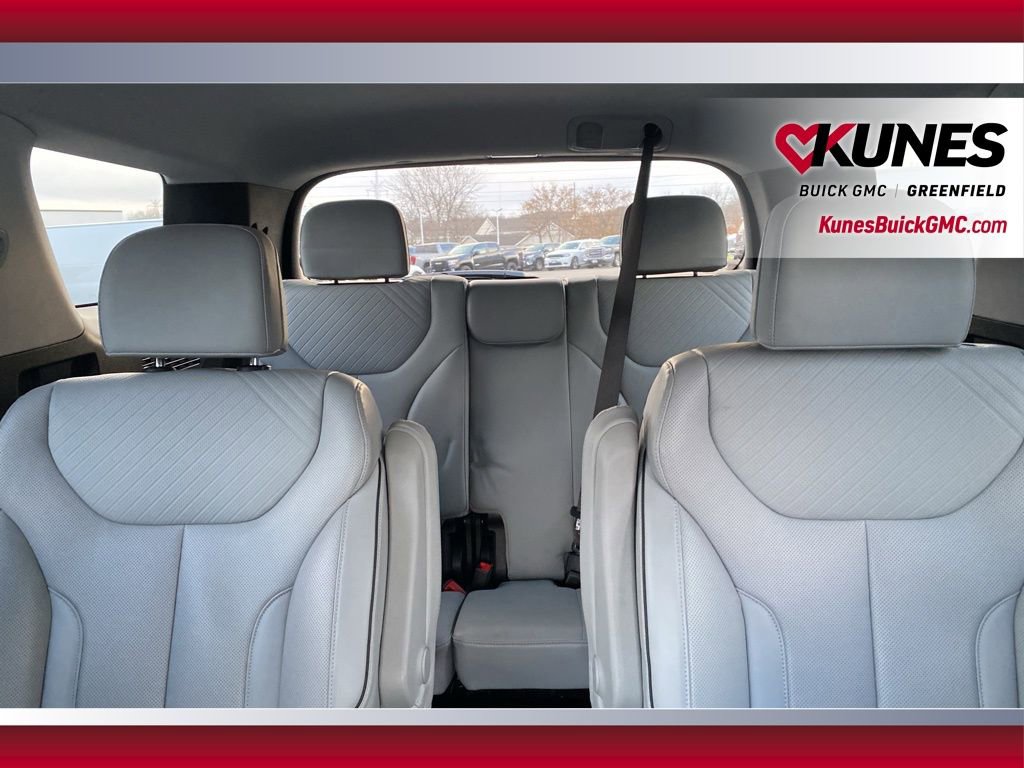 Used 2024 Hyundai Palisade SEL image 31