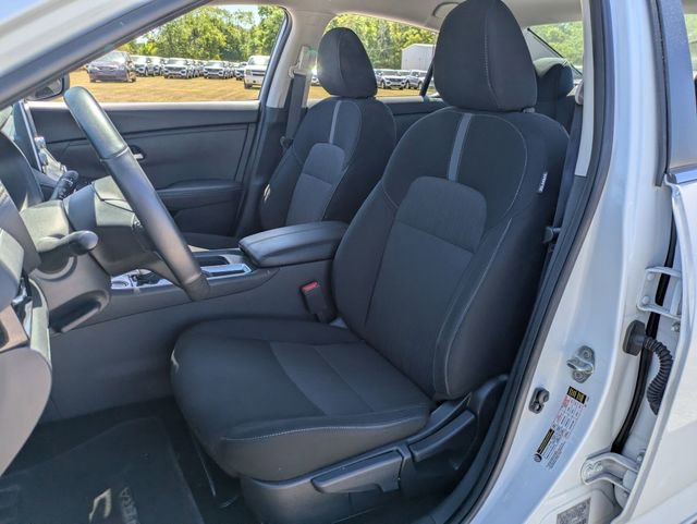 Used 2025 Nissan Sentra SV w/ All-Weather Package FWD image 12