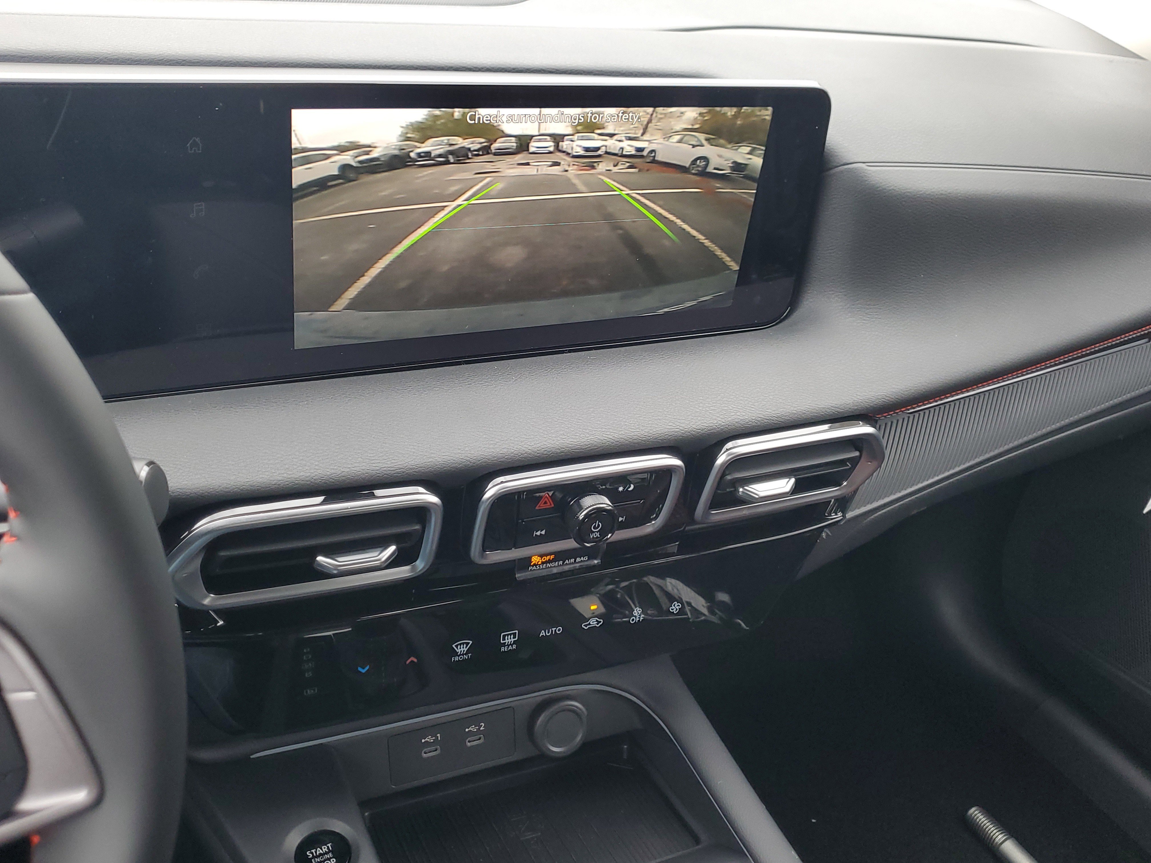 New 2026 Nissan Sentra SR w/ Floor Mat Package FWD image 13