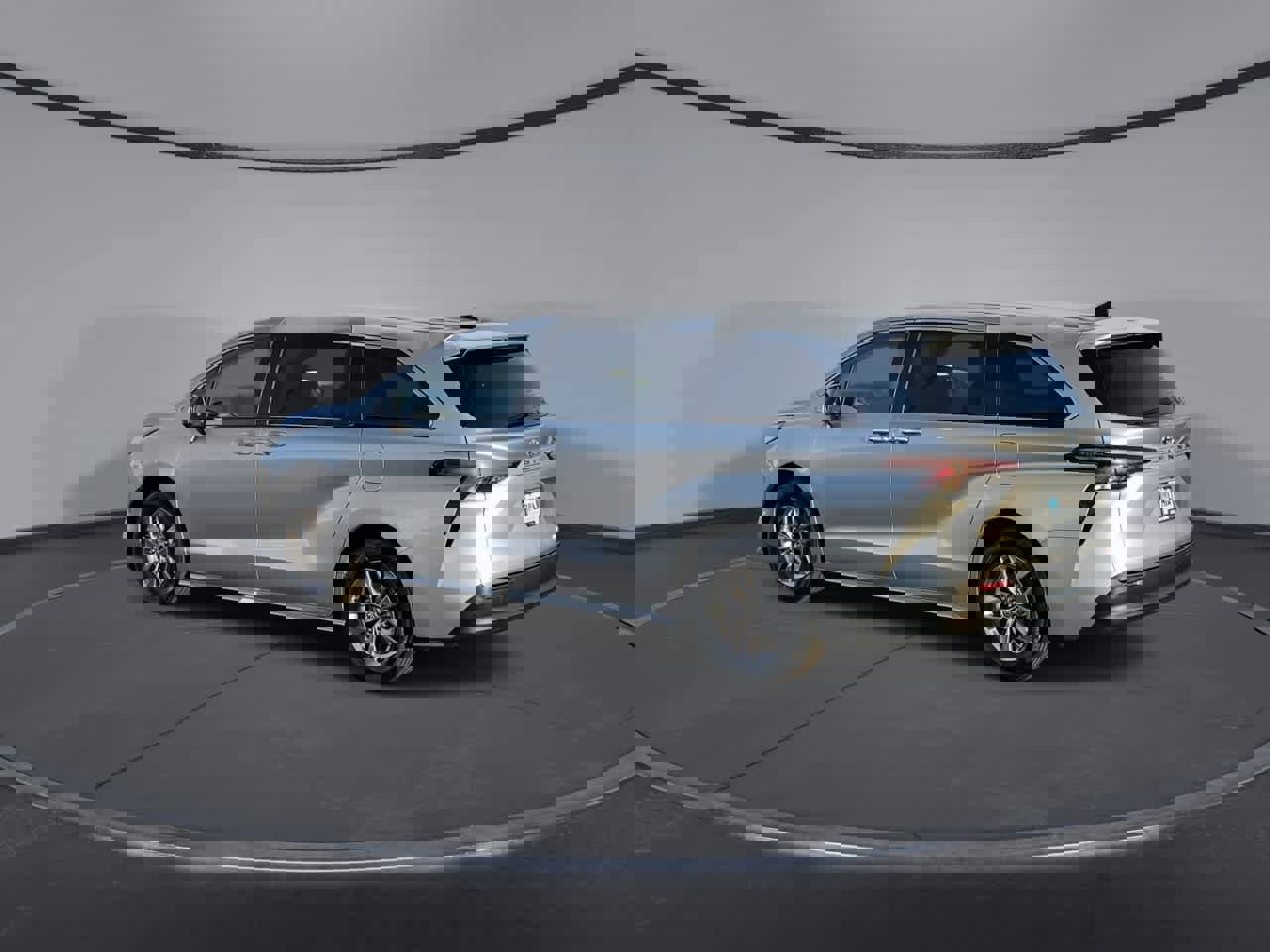 Certified 2023 Toyota Sienna XLE image 6