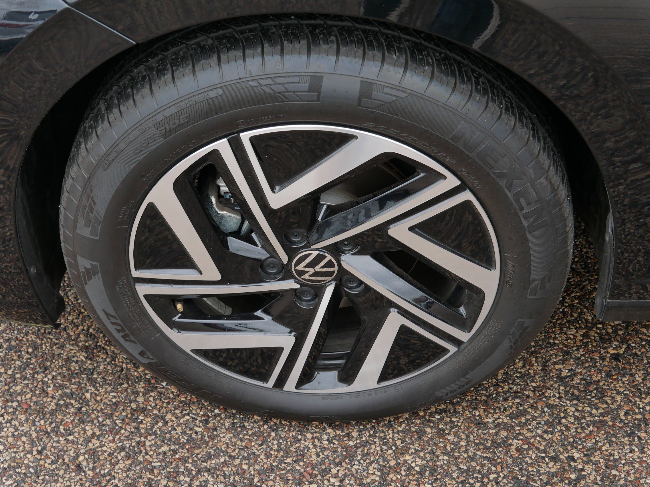 Certified 2024 Volkswagen Jetta SEL image 15