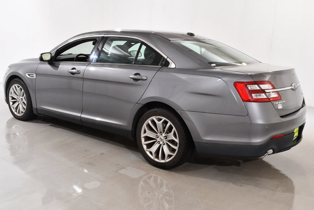 Used 2013 Ford Taurus Limited FWD image 15