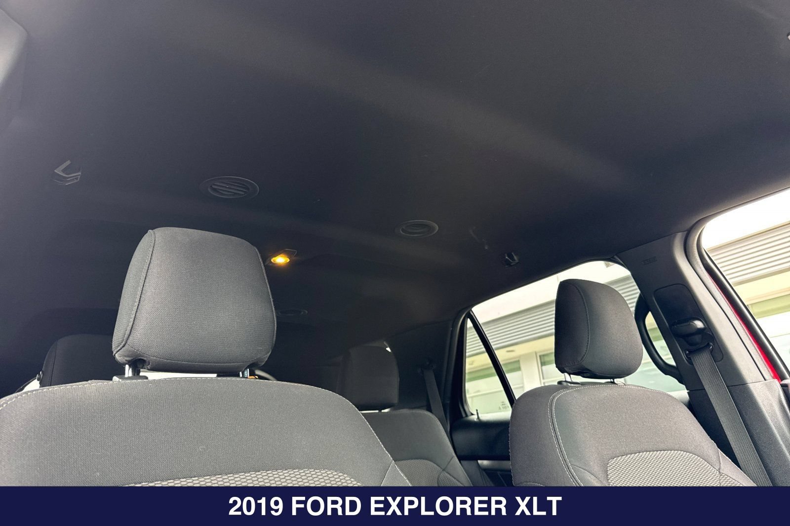 Used 2019 Ford Explorer XLT w/ Equipment Group 201A FWD image 19