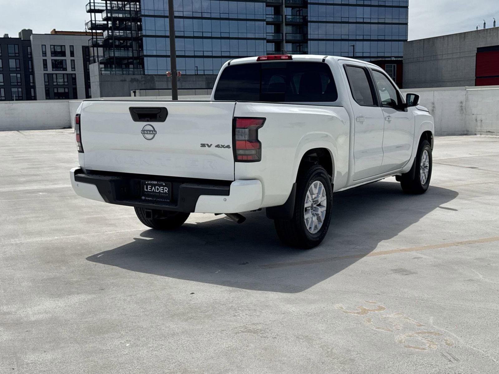 Used 2023 Nissan Frontier SV w/ Technology Package image 8
