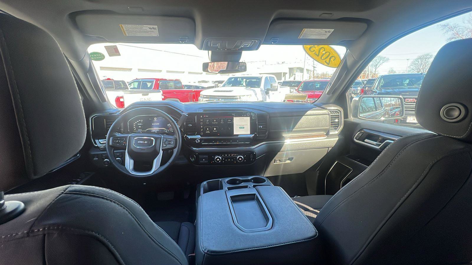 Used 2023 GMC Sierra 1500 SLE image 25