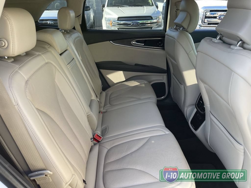 Used 2019 Lincoln Nautilus Reserve FWD image 15