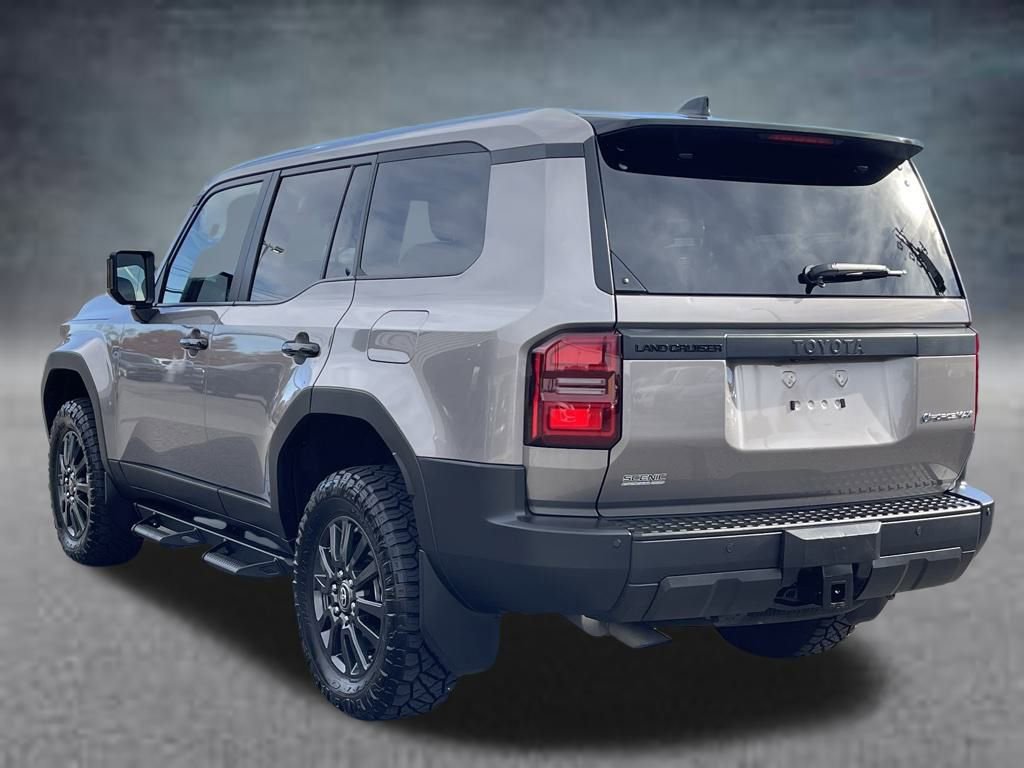 Used 2025 Toyota Land Cruiser image 21