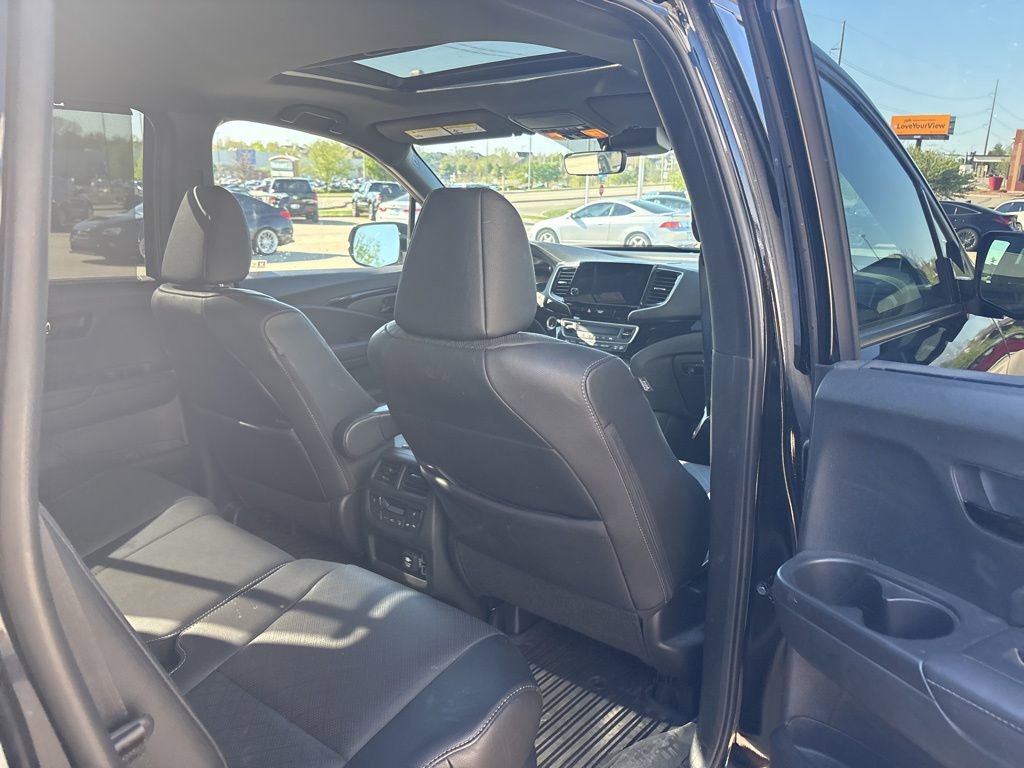 Used 2023 Honda Passport Elite image 35