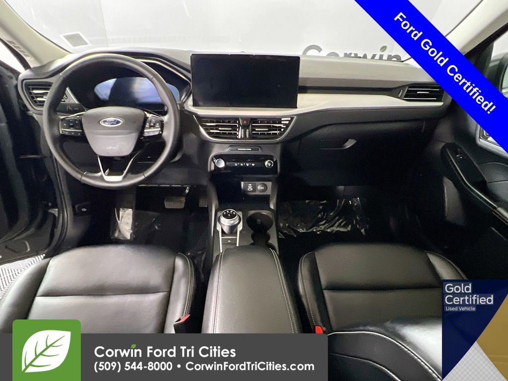 Certified 2025 Ford Escape Platinum image 7