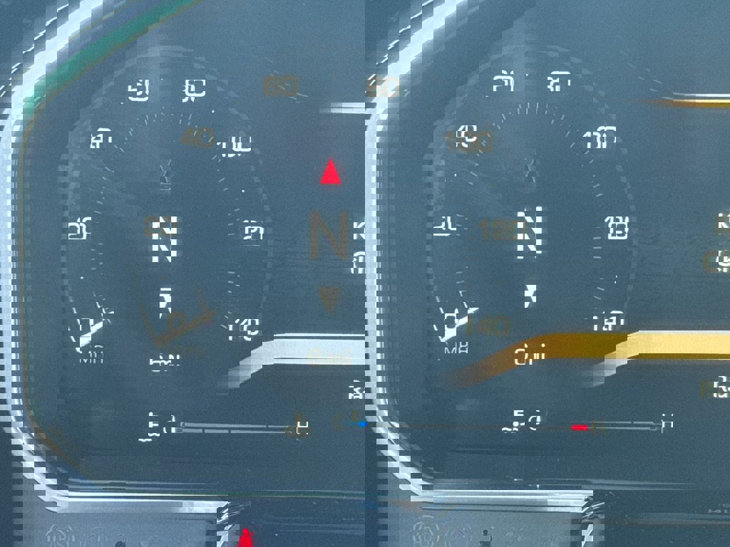 New 2026 GMC Sierra 2500 SLT w/ SLT Convenience Package image 15