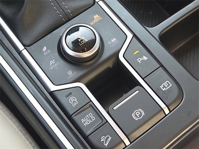 Used 2025 Kia Sorento EX image 24