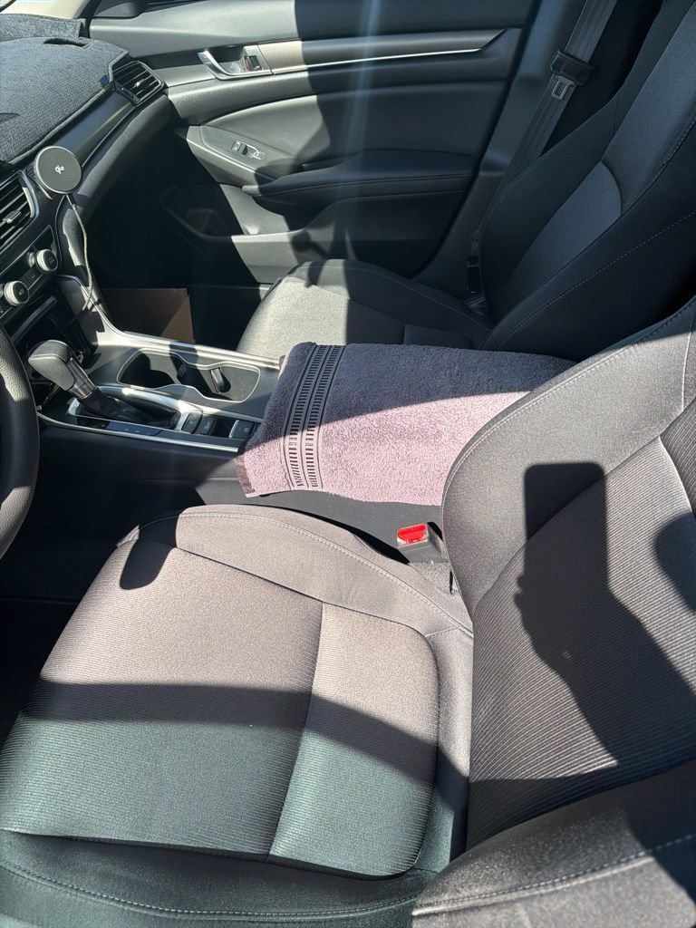 Used 2022 Honda Accord LX image 3