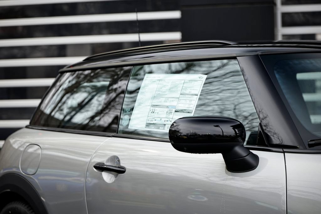 New 2026 MINI Cooper 2-Door Hardtop FWD image 3