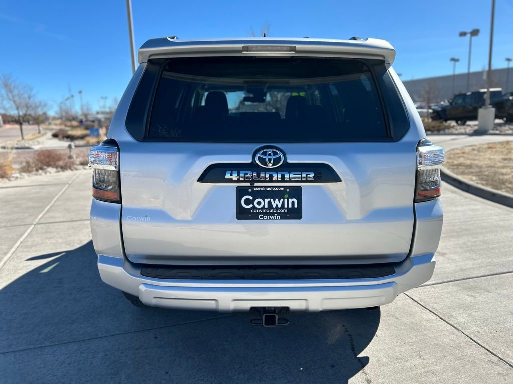 Used 2024 Toyota 4Runner TRD Off-Road Premium image 7