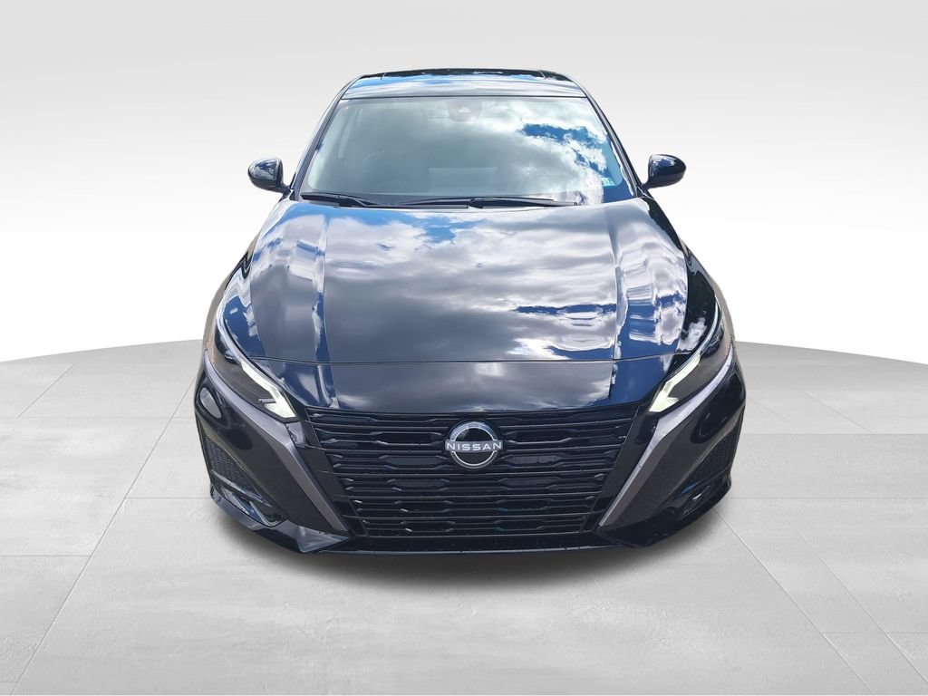 New 2026 Nissan Altima 2.5 SV w/ SV Special Edition Package AWD/4WD image 9