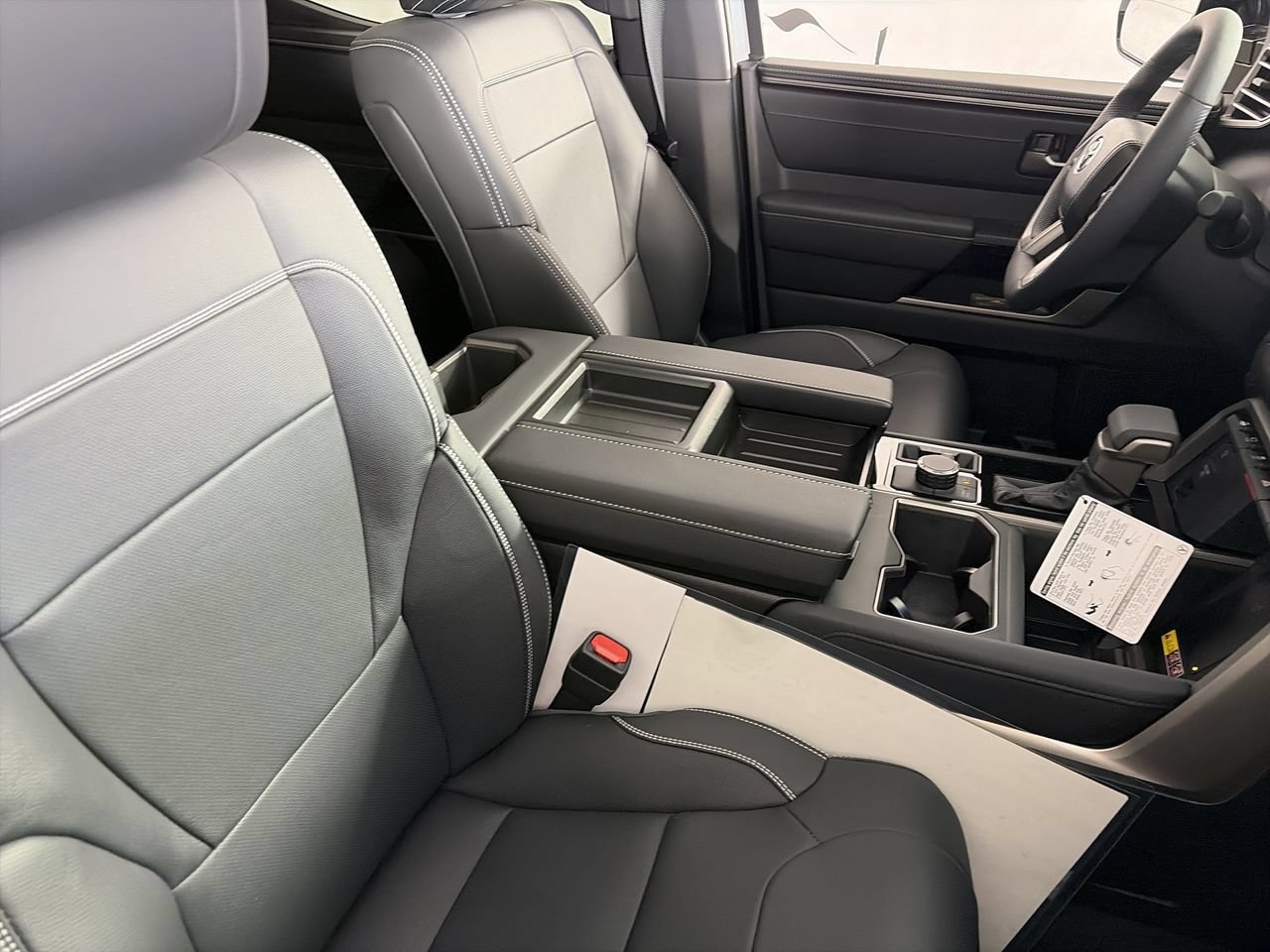 New 2026 Toyota Tundra Limited AWD/4WD image 24
