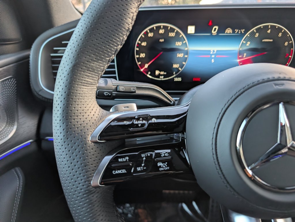New 2026 Mercedes-Benz GLS 580 4MATIC image 28