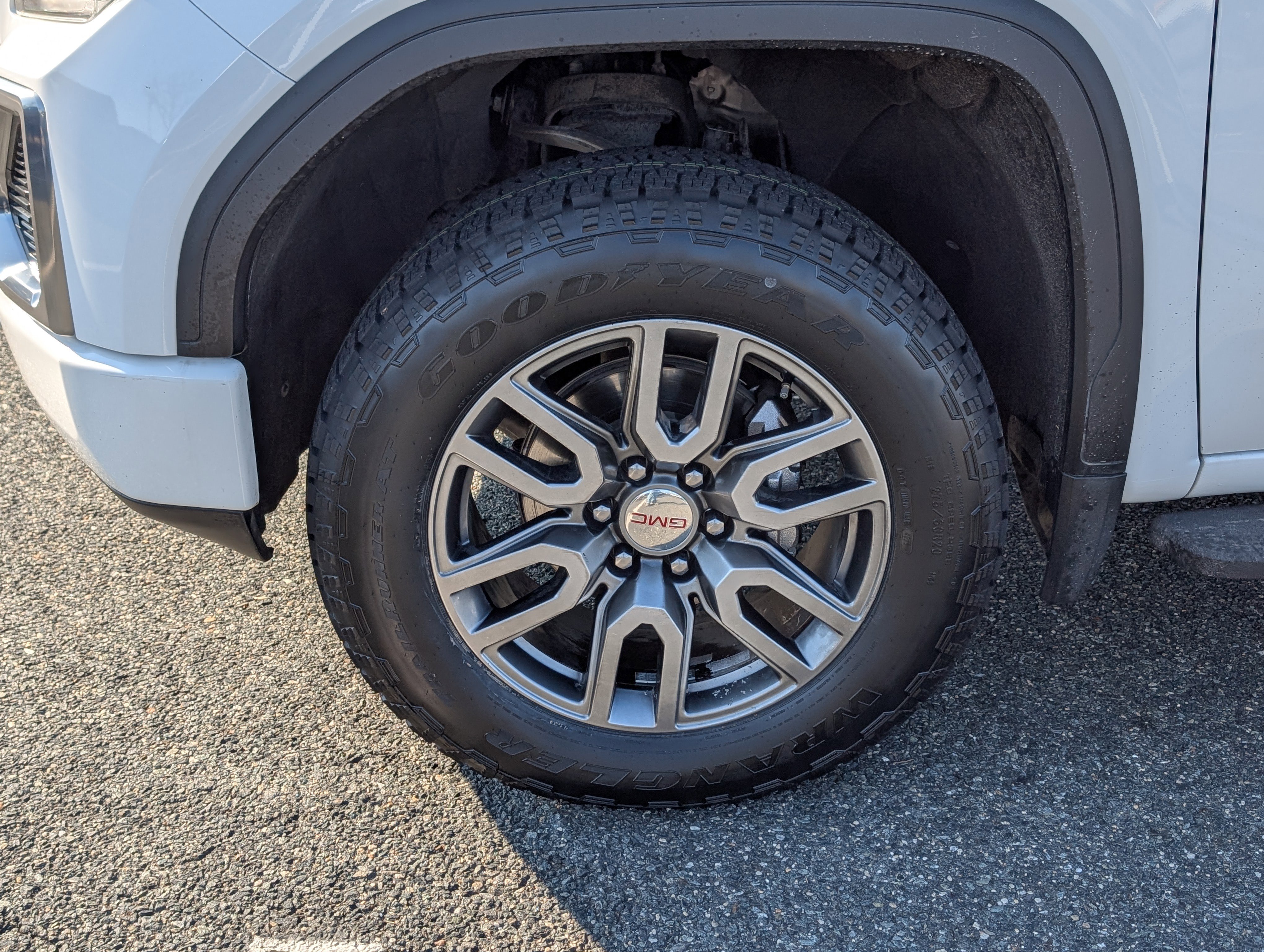 Used 2021 GMC Sierra 1500 AT4 w/ AT4 Premium Package image 7