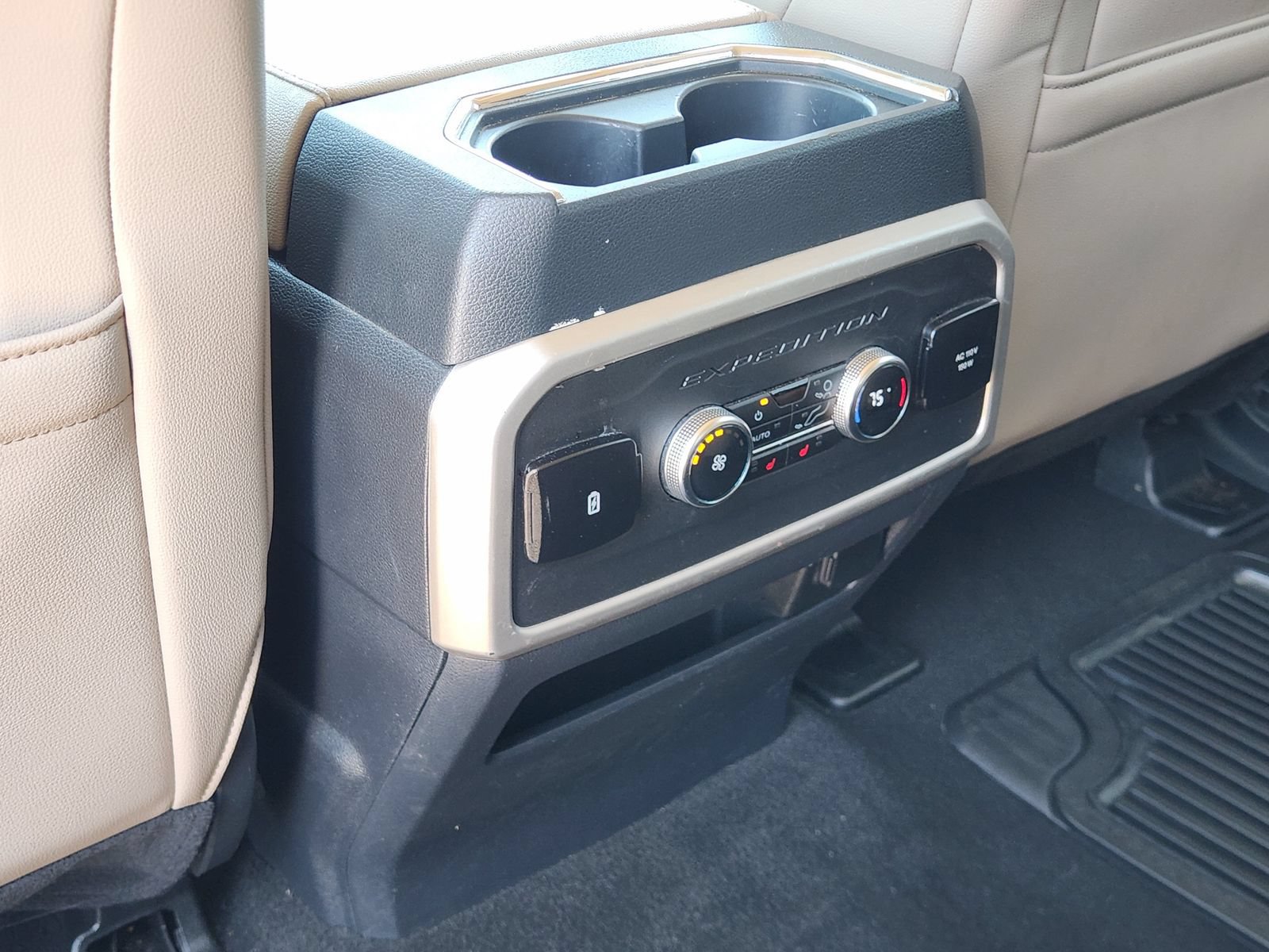 Used 2024 Ford Expedition Limited RWD image 33