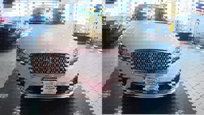 Used 2020 Lincoln MKZ w/ Convenience Package image 3