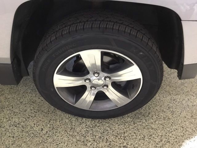 Used 2017 Jeep Patriot Sport image 21