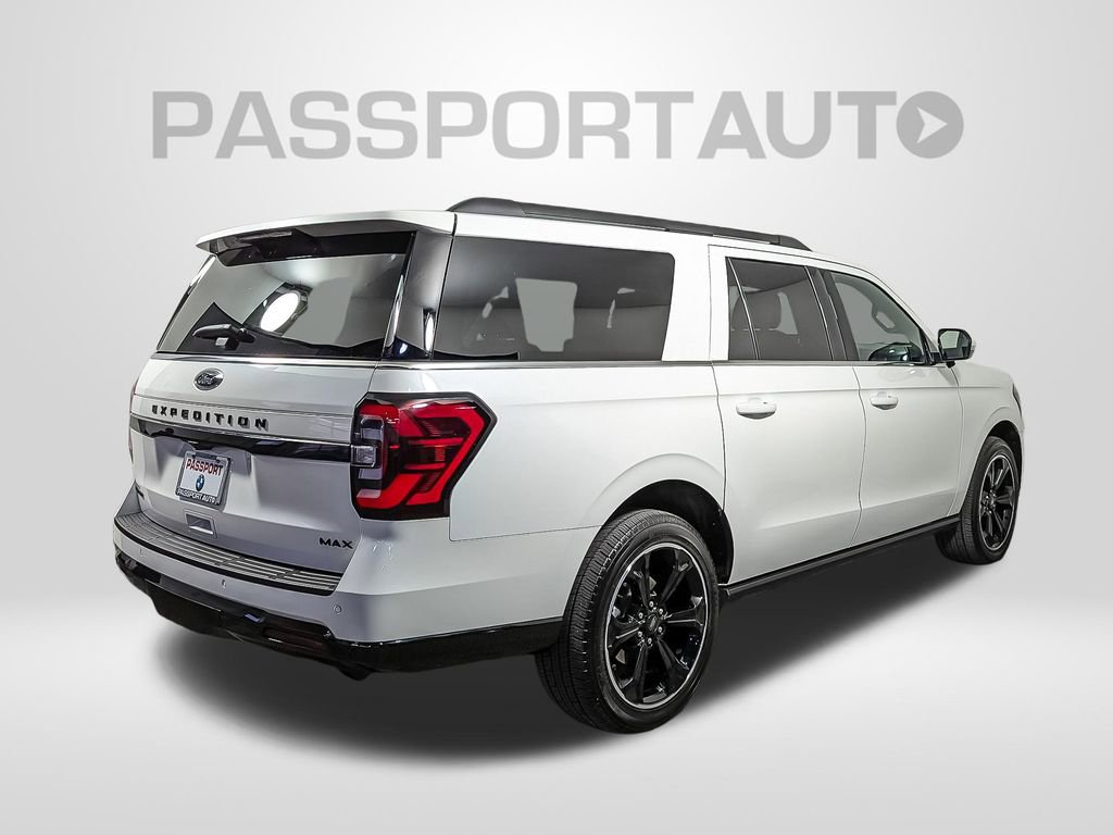 Used 2023 Ford Expedition Max Limited image 6