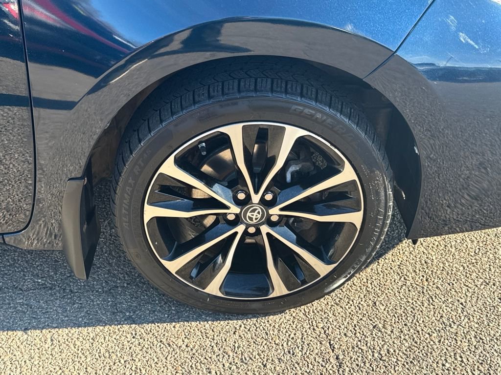 Used 2017 Toyota Corolla SE w/ Carpet Mat Package (TMS) image 42