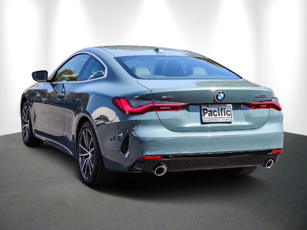 Used 2026 BMW 430i xDrive Coupe w/ Premium Package AWD/4WD image 4