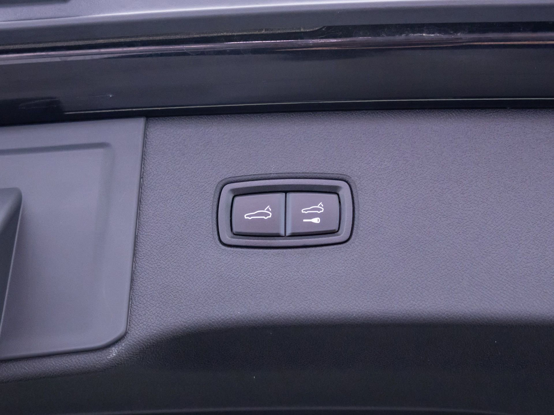 Used 2024 Porsche Cayenne image 29