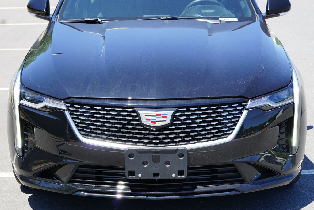 Used 2024 Cadillac CT4 Luxury w/ Cold Weather Package RWD image 9