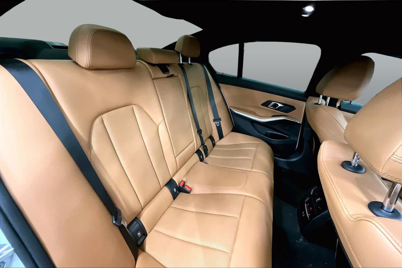 Used 2024 BMW 330i Sedan w/ Convenience Package RWD image 20