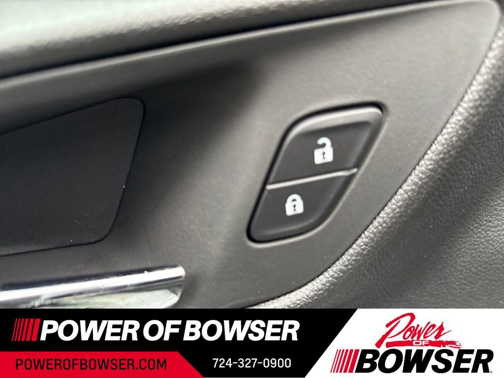 New 2026 Chevrolet Trax RS w/ Driver Confidence Package image 8