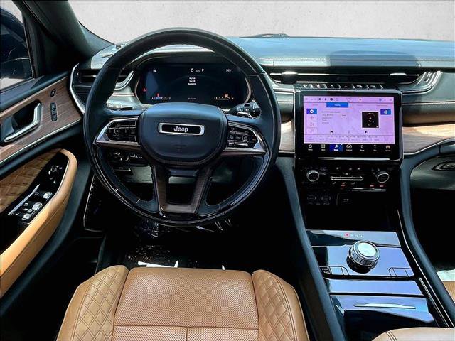 Used 2022 Jeep Grand Cherokee Summit RWD image 7