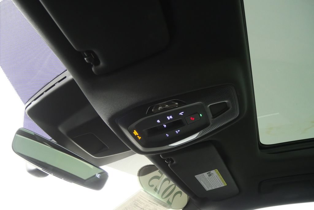 Used 2025 Audi Q5 Premium AWD/4WD image 19
