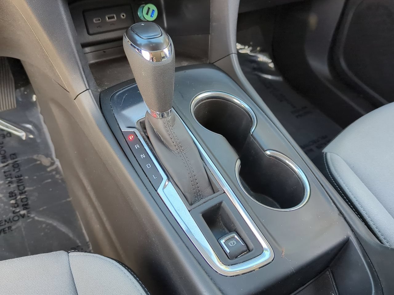 Certified 2020 Chevrolet Equinox LS w/ LS Convenience Package FWD image 14