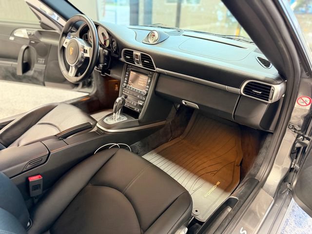 Used 2009 Porsche 911 Carrera S RWD image 22