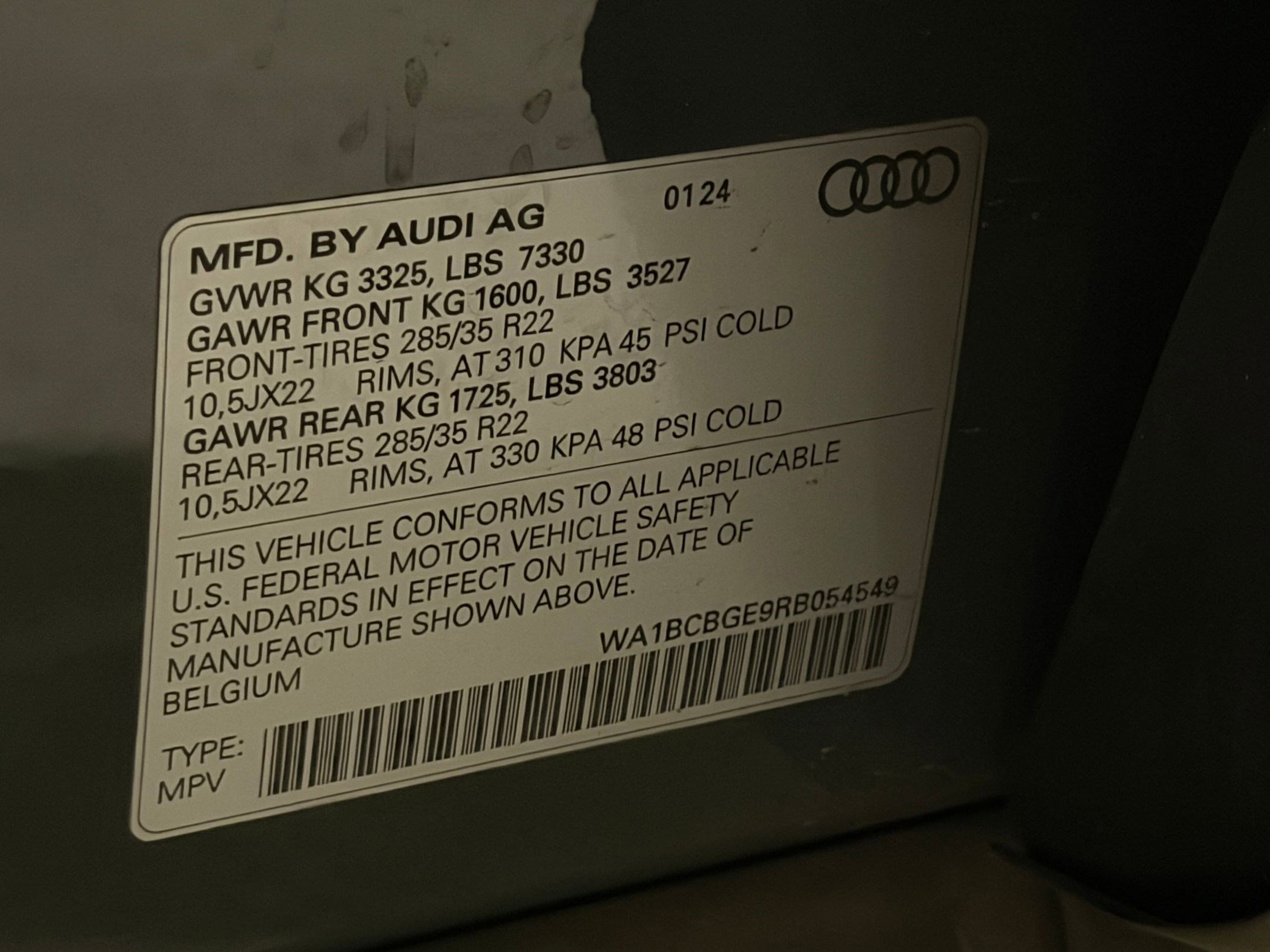 Used 2024 Audi SQ8 e-tron Premium Plus w/ Black Optic Package AWD/4WD image 20