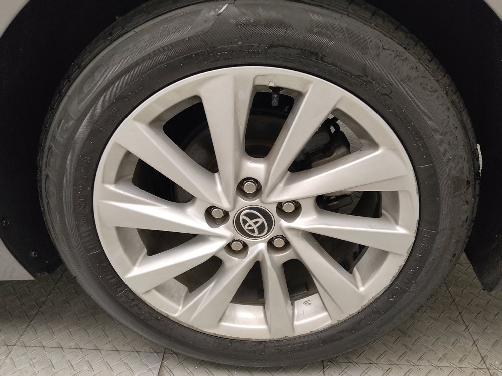 Used 2023 Toyota Camry LE FWD image 31