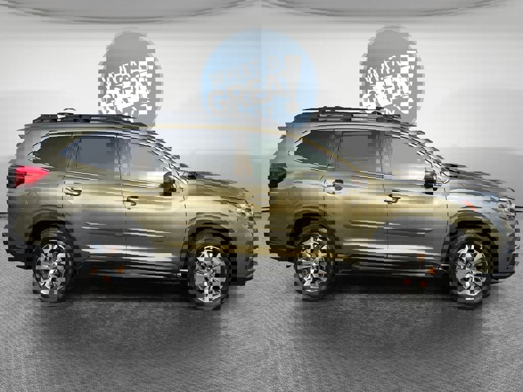 Used 2022 Subaru Ascent Premium w/ Convenience Package image 2