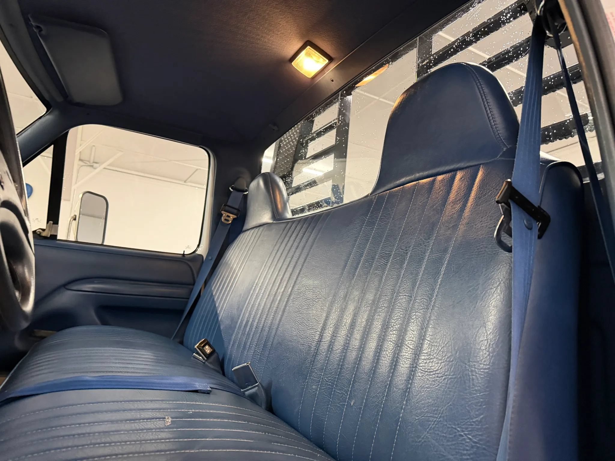 Used 1997 Ford F350 4x4 Regular Cab image 12